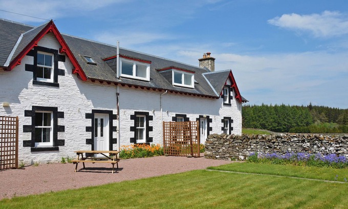 Hawick Cottage | UK35715 - South Cottage