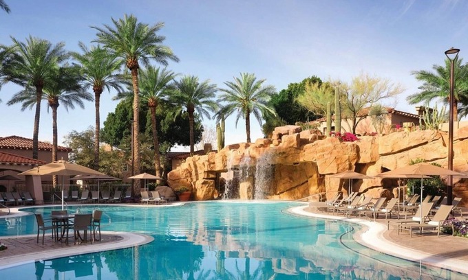 North Scottsdale Resort | Ultimate Family Getaway at Sheraton Desert Oasis Villas-2 Bd lockoff