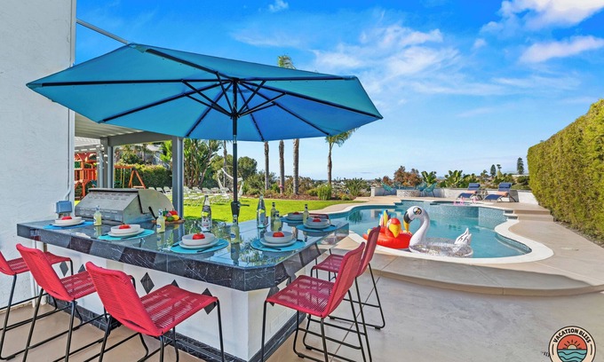 Mira Costa House | Ultimate SoCal Retreat: Poolside Fun & Views!