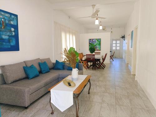 Air Hangat Villa | Ulu Rhu Villa