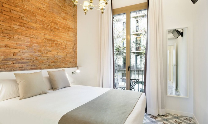 La Sagrada Familia Apartment | Uma Suites Sagrada Familia