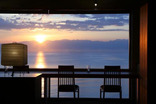 Himi Hotel | Umiakari