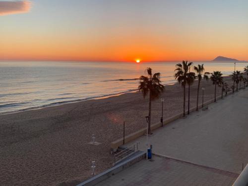 Plaza De La Costera Apartment | Un balcón al mar
