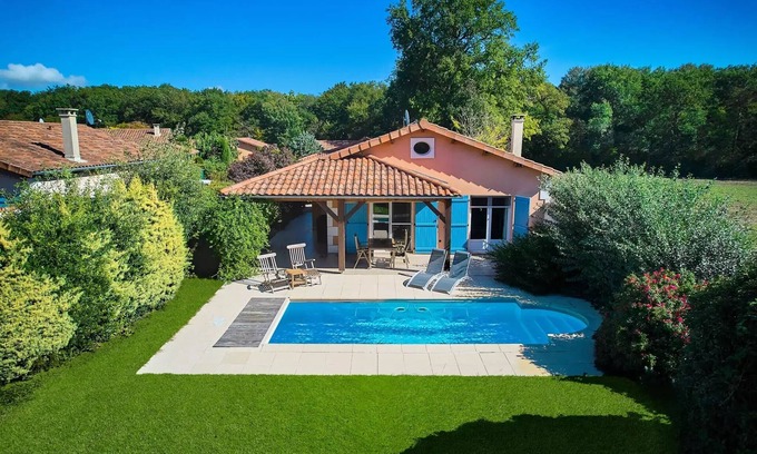 Les Forges Villa | Unabhängige Villa, 2 Bäder, privates Schwimmbad 4 Personen