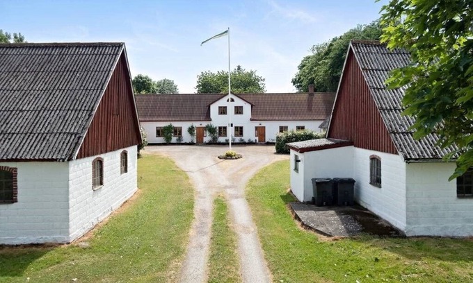 Vollsjo House | Underbart Semesterboende på Orörda Österlen