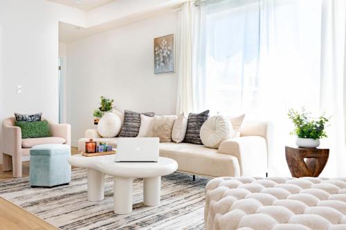 Mid City Apartment | Unique 4-bedroom Apartment
