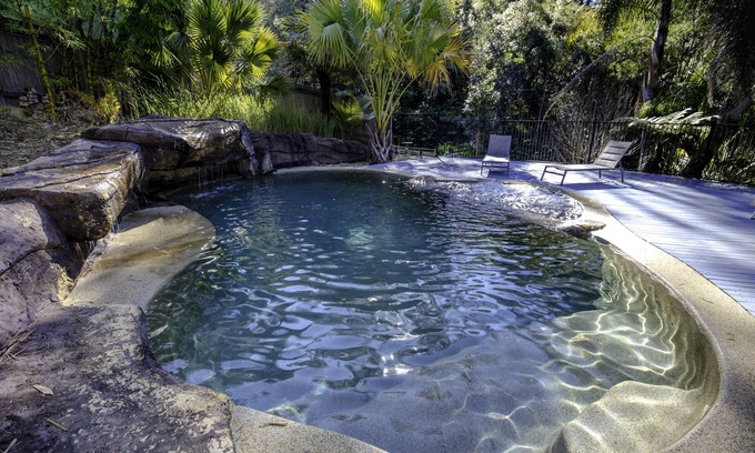 Lorne House | Unique, boutique, country-style accommodation.
