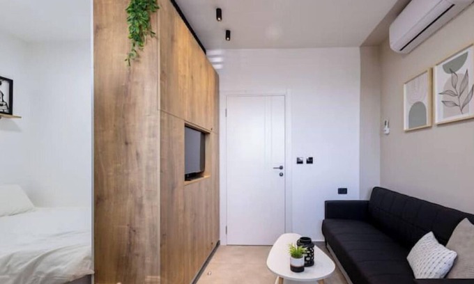 Beersheba House | Unique Central Old Town Studio Apartment