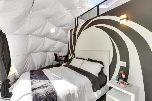 Monticello Other | Unique Escapes - 007 Geodome