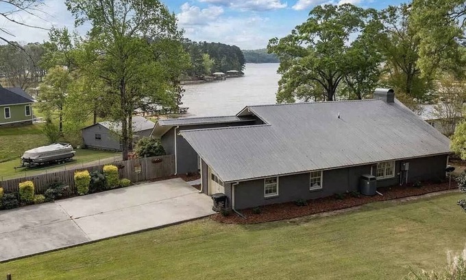 Vincent House | Unique find on Logan Martin! Cozy, spacious and family friendly.