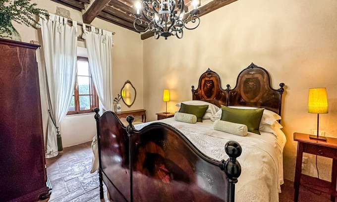 Vicopisano Apartment | Unique & Historic Casa Colomba - Medieval Tower House - Apartment