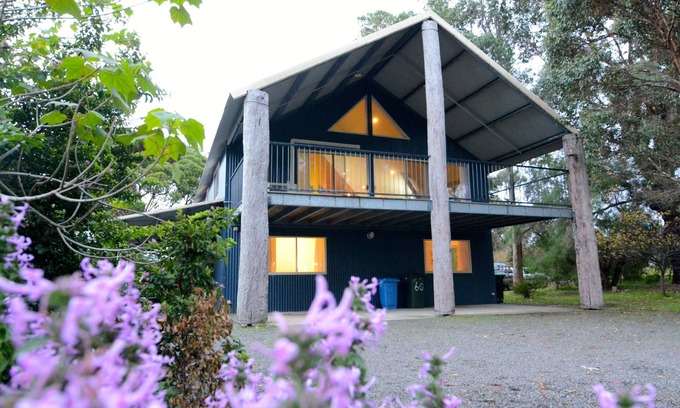 Little Grove House | Unique holiday home on a sheltered bay with uninterrupted view of Karri trees.