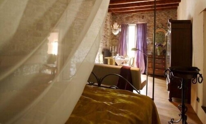 Pigna House | Unique old village house (8-12 persons) with 4 independent rooms