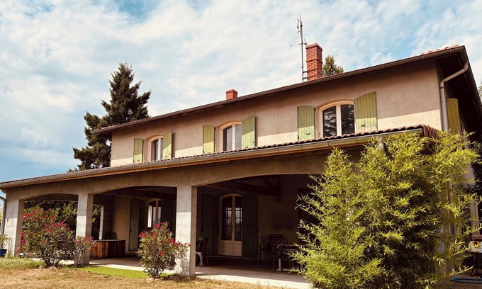 Lapeyrouse-Mornay Villa | Unique villa for family parties, Karaoke, DJ. Music room, Spa, & Swimming pool.