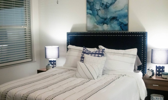 North Druid Hills Apartment | Uniquely designed vintage yet Modern Apartment home