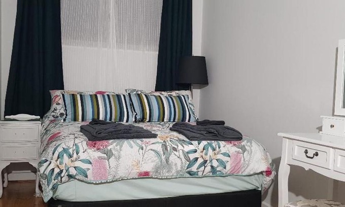 Seacombe Gardens Apartment | Unit in Marion