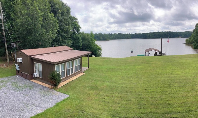 Autaugaville Cottage | Unwind & enjoy waterfront sunrises. Nestled in a serene-quiet end of the river.