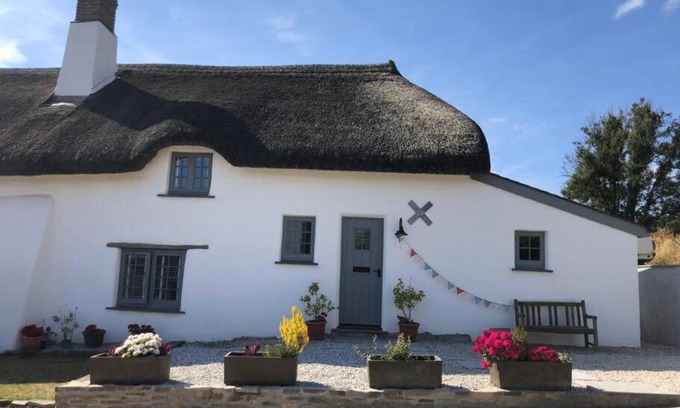 Winkleigh House | UpAlong Cottage - HiddenDevon
