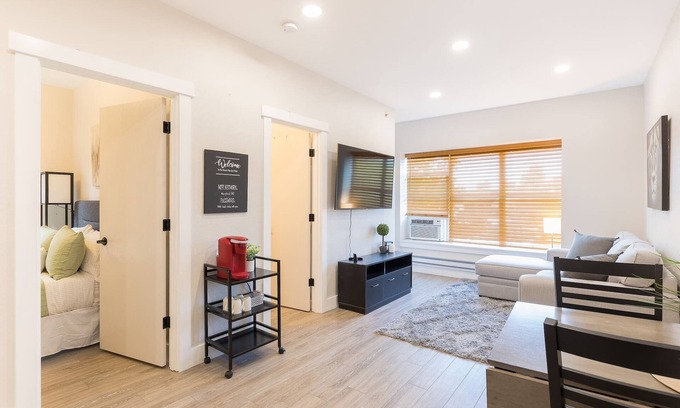 Great Falls Apartment | Updated 2 Bedroom Apartment