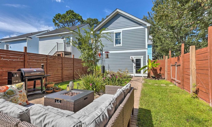 Metropolitan Apartment | Updated Savannah Apartment - Walk to Forsyth Park!