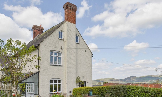 Bishops Castle Cottage | Upper Broughton Farm Cottage