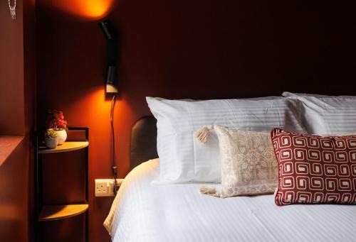 Belfast Apartment | Upper Eastside - King bed & Free bikes
