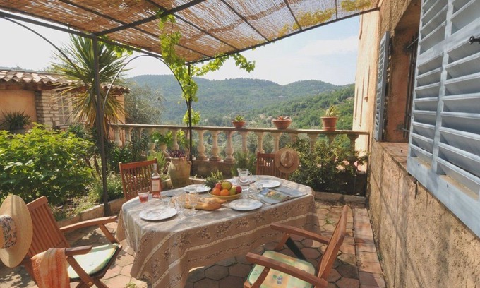 Le Bar-sur-Loup Apartment | Upper Garden Apartment with *Large Heated Pool*