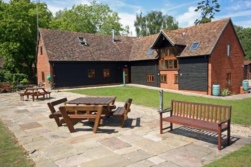 Holybourne Bed & Breakfast | Upper Neatham Mill