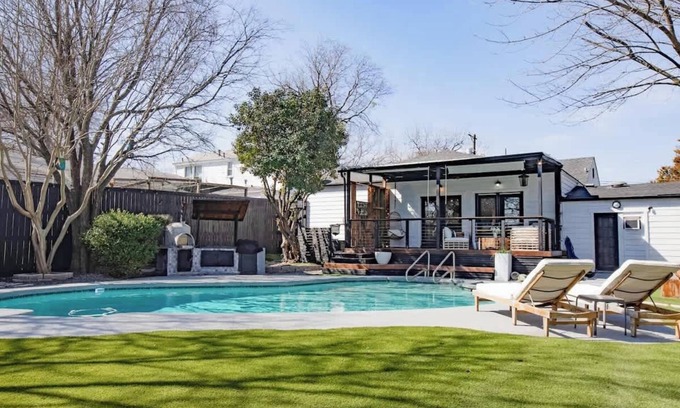 Little Forest Hills House | Upscale 3BR w/ Yard Games + Heated Pool + Hot Tub