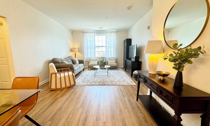 Passaic Apartment | Upscale Cozy 2-bedroom apartment with AC, WiFi