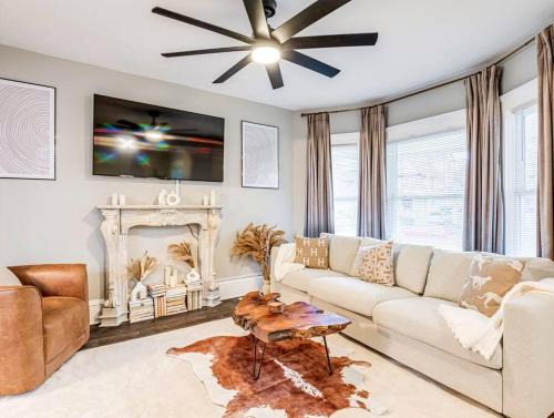 Cleveland House | Upscale Home near Downtown Cle, R&R HoF, Beach, Arena