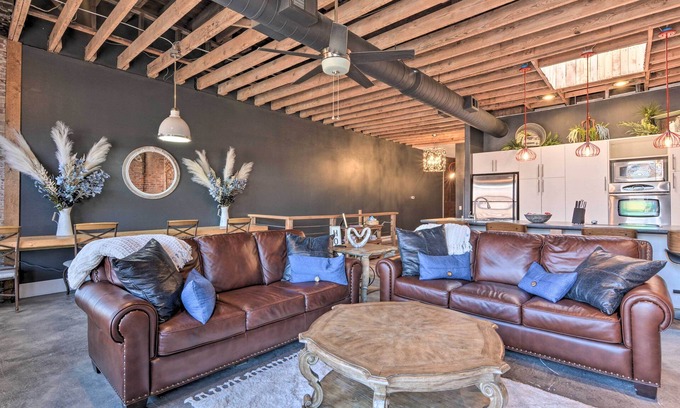 Downtown Springfield Apartment | Upscale Loft in the Heart of Dtwn Springfield