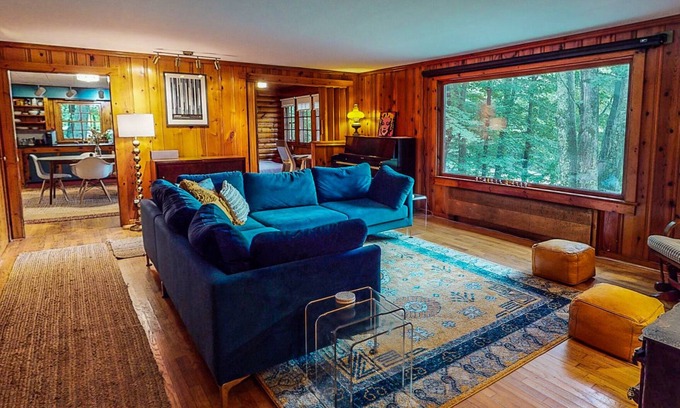 Oliverea Cabin | Upstate Cabin with Hot Tub