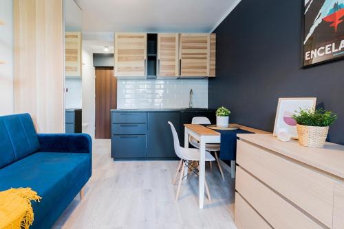Mirow Apartment | Urban Chic - Ogrodowa Residence Cozy Studio in Central Warsaw