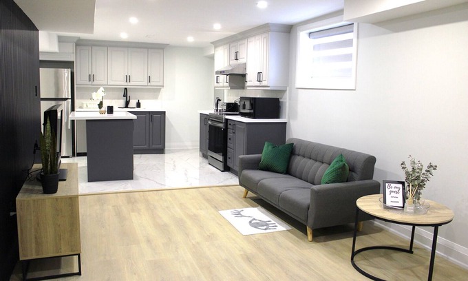 Clarington Apartment | Urban Haven: 2BR/2BA+Office, Kitchen, Dining