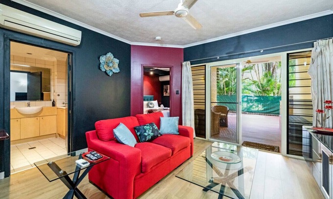 Parap Apartment | Urban Haven ~ Boutique 1BR Apt Near Parap Markets