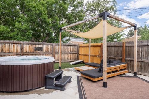 Curtis Park House | Urban Hot Tub Oasis - EV Charger - Walk to RiNo
