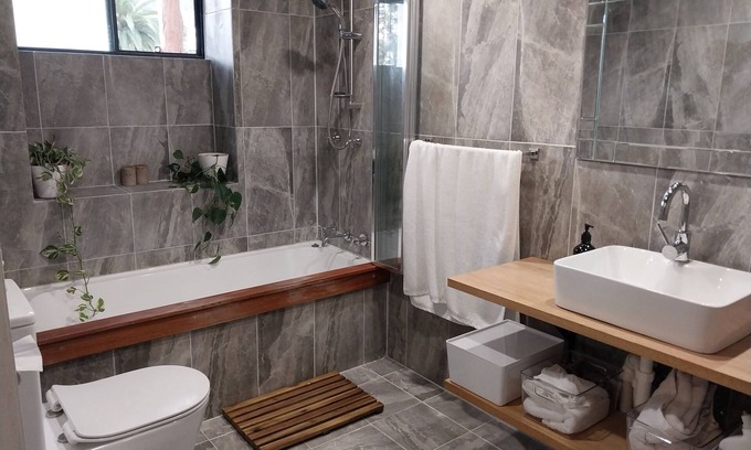 Central Coast Apartment | Urban Mini-Farm 2bm, 1 bath, kitchen, laundry, and dining.
