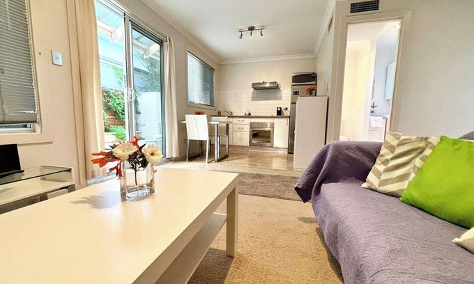 East Perth House | Urban Oasis Townhouse East Perth