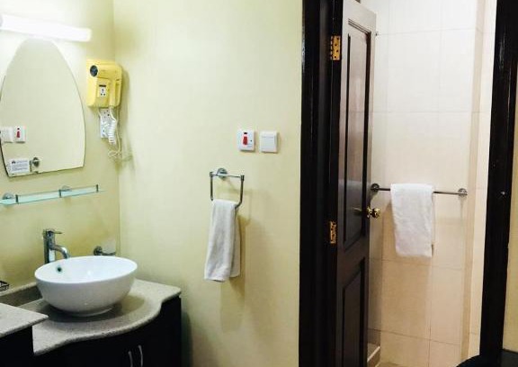 Kisutu Hotel | Urban Rose Hotel & Apartments