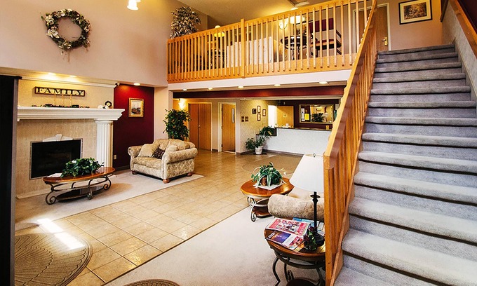 Urbana Hotel | Urbana Inn & Suites