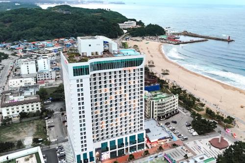 Yangyang Apartment | Urbanstay Naksan Beach