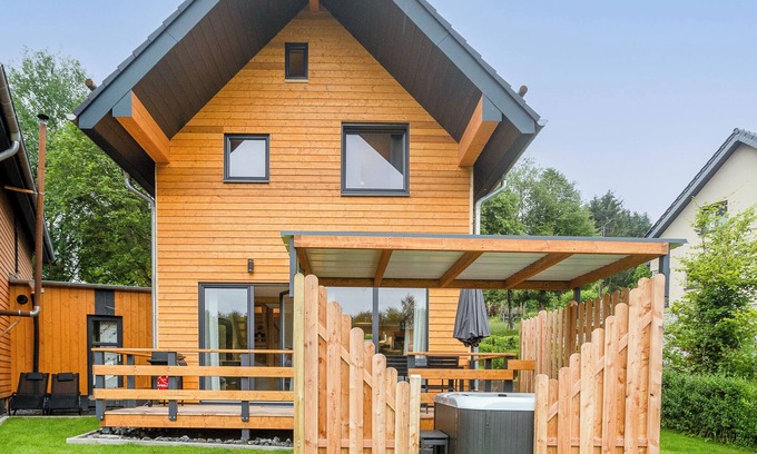 Kuchelscheid House | Urlaub am Schwarzbach Haus Felix mit Sauna und Whirlpool