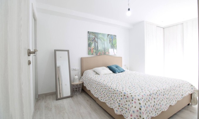 La Malva-rosa Apartment | Vacansis Valencia Malvarrosa Playa
