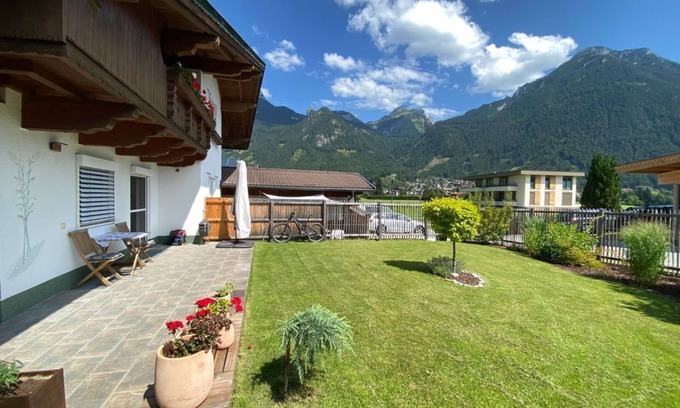 Maurach Apartment | Vacation apartment Rofanblick