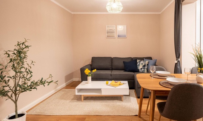 Cappel-Neufeld Apartment | Vacation apartment Hansekogge 2-2, romantic and warm.