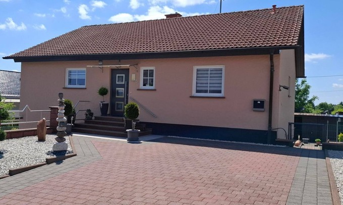 Losheim am See Apartment | Vacation apartment Sonnenwinkel - Sunny vacation apartment with terrace
