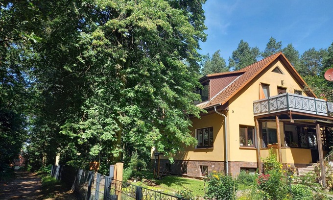 Neustadt-Glewe Apartment | Vacation apartment "Waldblick