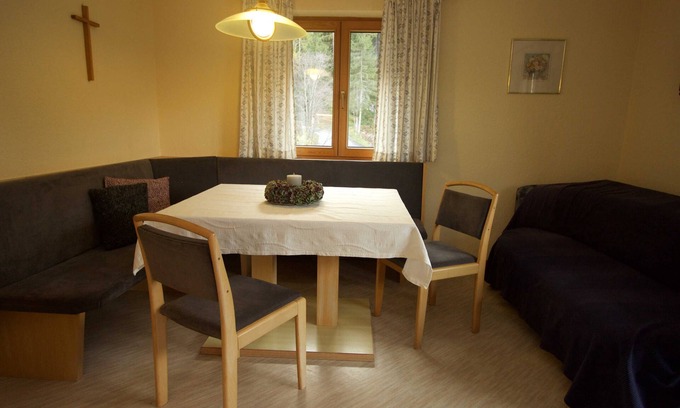 Tobadill Apartment | Vacation apartment 2 - Berghof