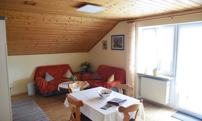 Kipfenberg Apartment | Vacation apartment (80sqm) in the attic